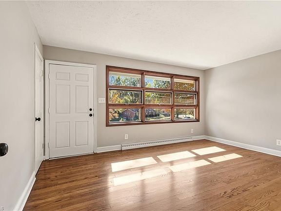 4th image of 3475 Borum Dr