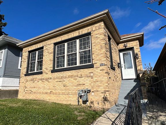 2nd image of 2154 119th Pl
