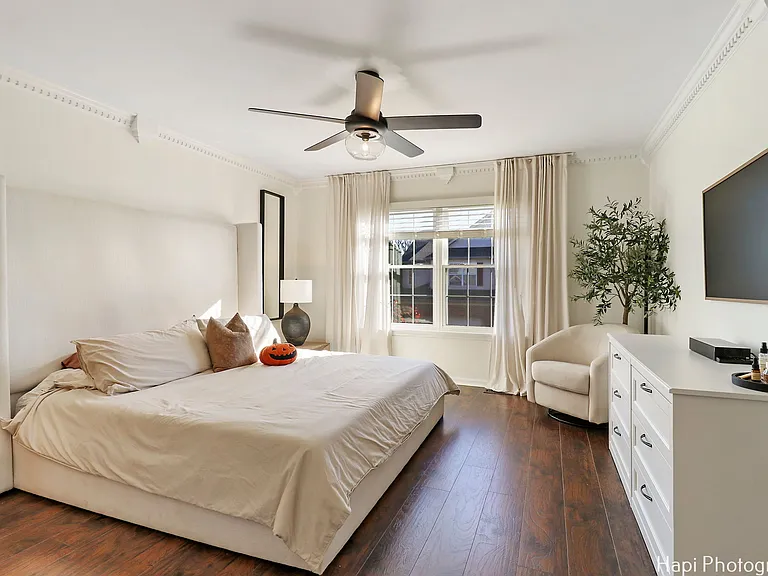 615 Littleton Trl — Photo 11