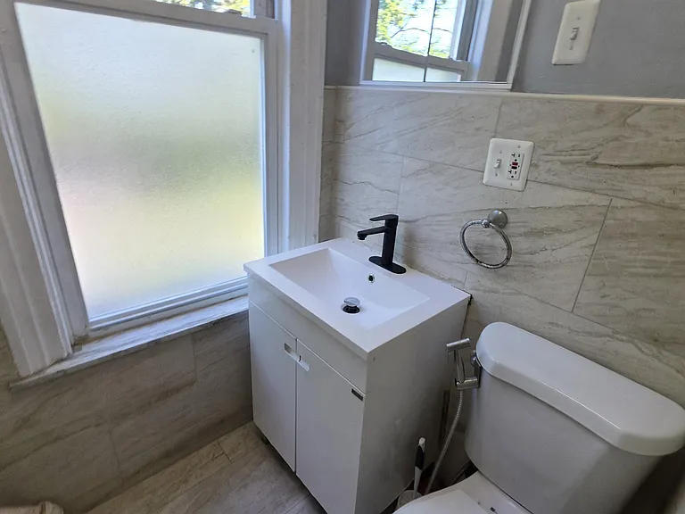 23 Sherman Pl #2 — Photo 19