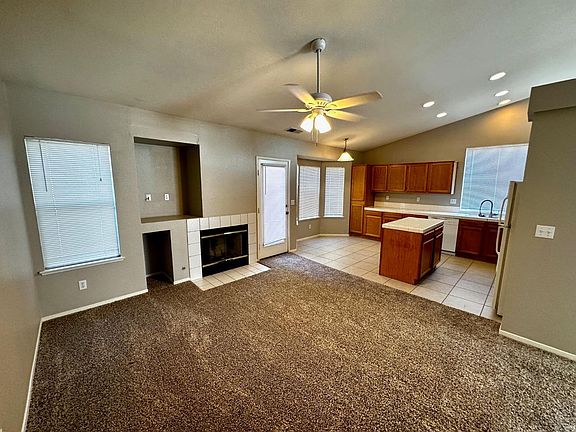 3rd image of 2428 E Jordan Ave