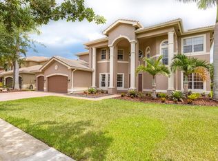 18641 SW 41st St, Pembroke Pines, FL 33028