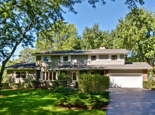 7420 Chesterfield Rd, Crystal Lake, IL 60012