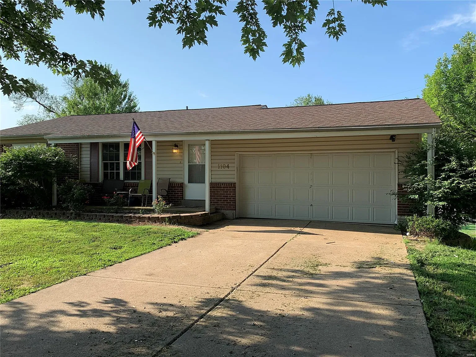 1104 Ethel Ct photo 1