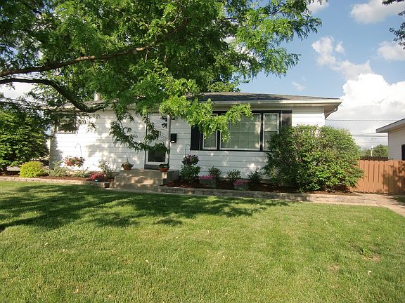 5th image of 16707 Tinley Park Dr
