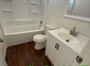 1812 Quincy St #6, Bakersfield, CA 93305