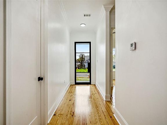 4th image of 4351 Van Ave