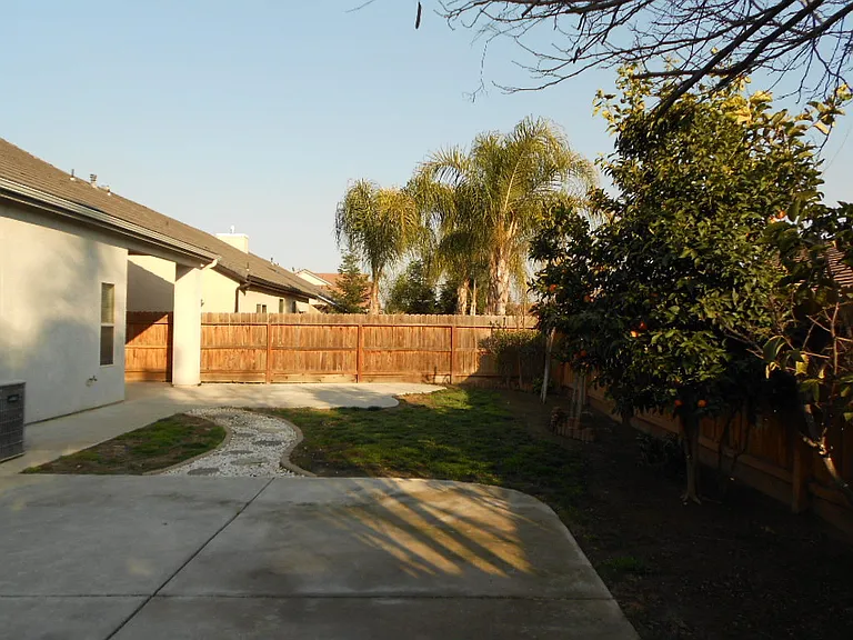 2941 E Decatur Ave — Photo 13