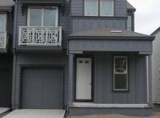 635 Larkspur Dr, Healdsburg, CA