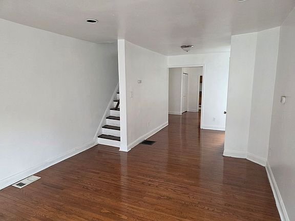 3rd image of 505 Shearman St