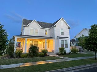 10381 S Martings Dr, South Jordan, UT 84009