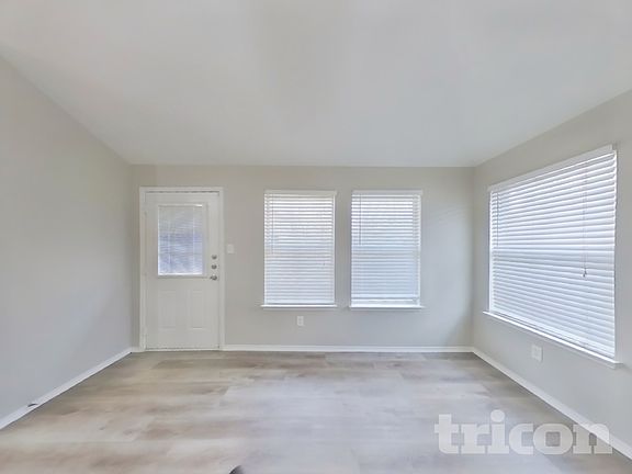 2nd image of 1602 Canary Island Ct