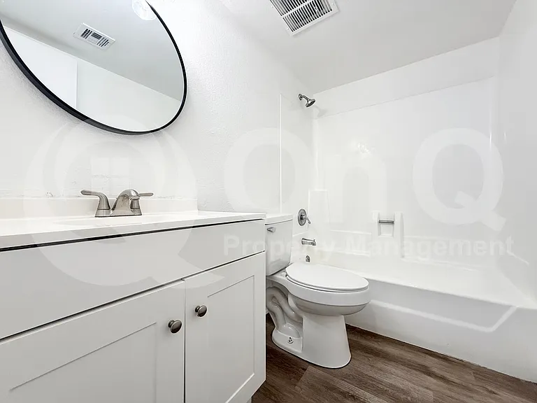 2801 E Marconi Ave #101 — Photo 5
