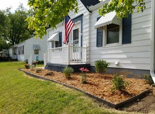 1598 E Buena Vista Ave, Decatur, IL 62521