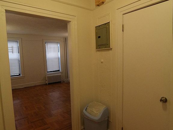 2nd image of 902 72nd St APT 1B