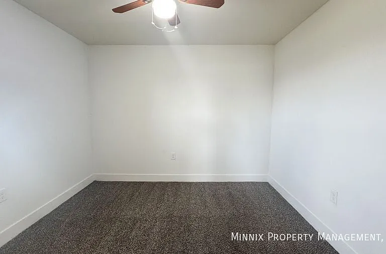 1519 E 14th St — Photo 18
