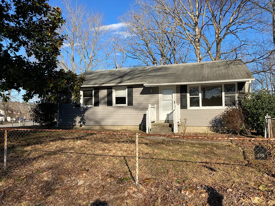 109 Luther Dr
