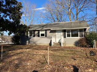 109 Luther Dr, Williamsburg, VA 23185