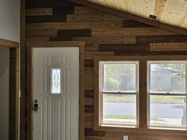 1210 W Towanda Ave, El Dorado, KS 67042