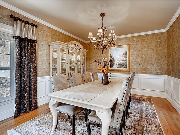 5th image of 17395 Lamplight Dr