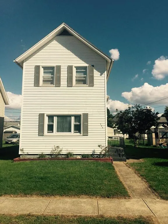 544 Prior Ave photo 1