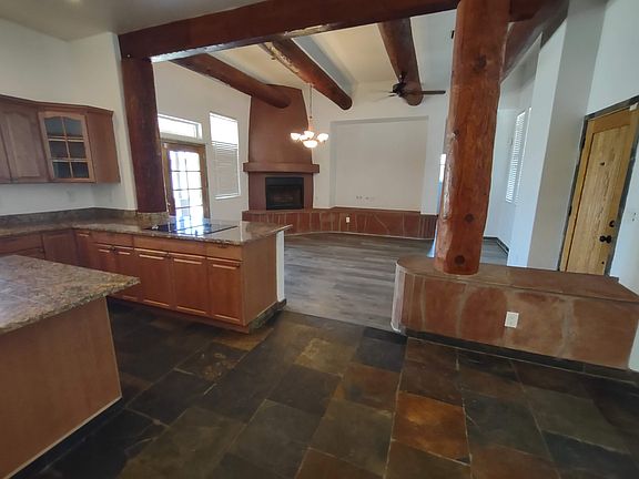 5th image of 2934 E Le Marche Ave