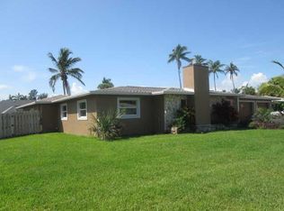 1919 Jacaranda Dr, Fort Pierce, FL 34949