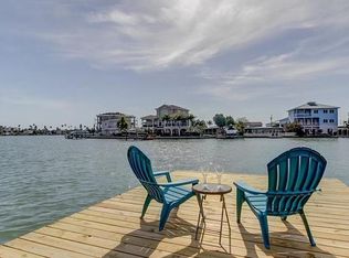 16012 5th St E, Redington Beach, FL 33708