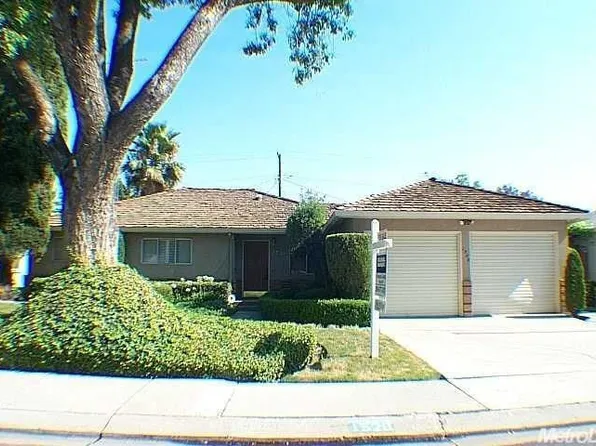 1529 Cherrywood Dr, Modesto, CA 95350