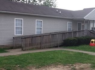 6606 Beechbrook Ct, Louisville, KY 40218
