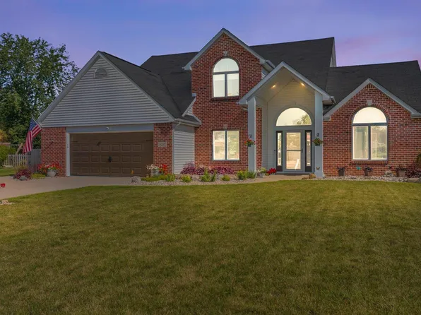 8217 Fallen Pine Ct, Fort Wayne, IN 46815