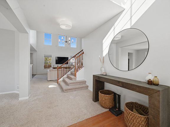4th image of 510 Golden Valley Ln