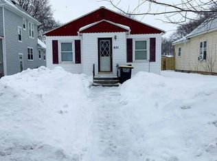 631 6th St, Nicollet, MN 56074