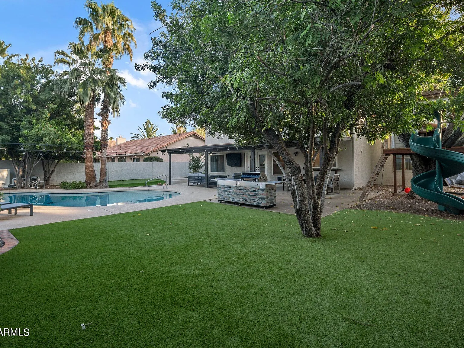 5 bed, 3.0 bath, 2740 sqft, $5,500 — Photo 4