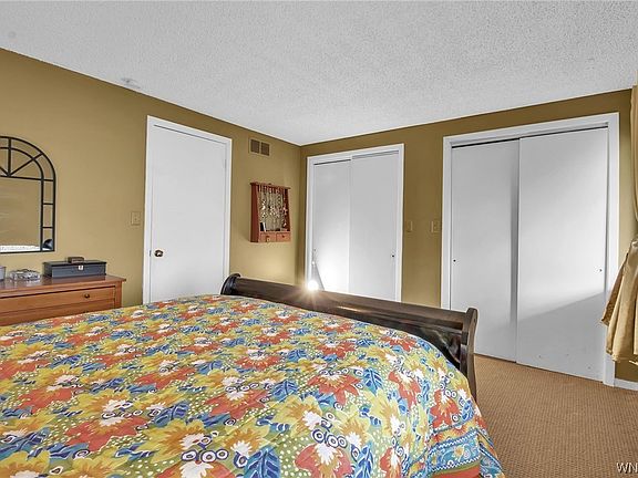 3rd image of 120 Ellicott Creek Rd APT 17