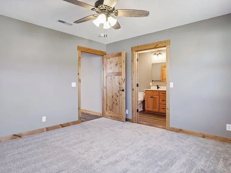 150 Steelhead Dr — Photo 12