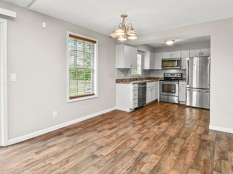 2626 W Hanover Dr — Photo 11