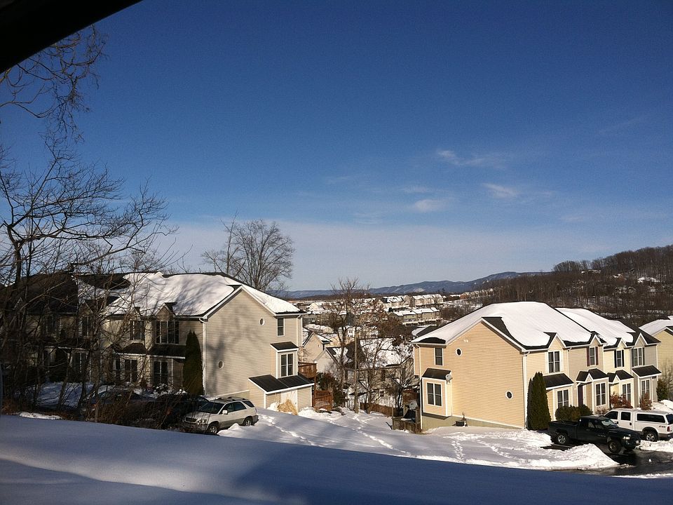 1st image of 2427 Avalon Woods Dr