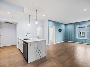 1019 17th Pl NE #401, Washington, DC 20002