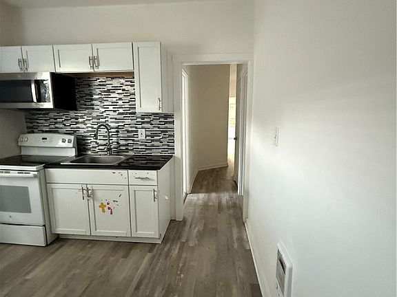 3rd image of 1382 W 91st St