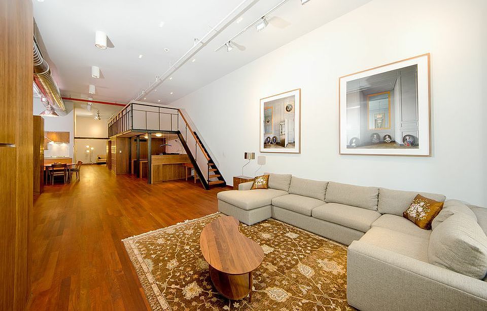 1st image of 106 Duane St APT 2