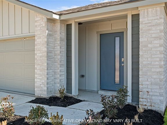 2nd image of 974 Lady Bird Ln