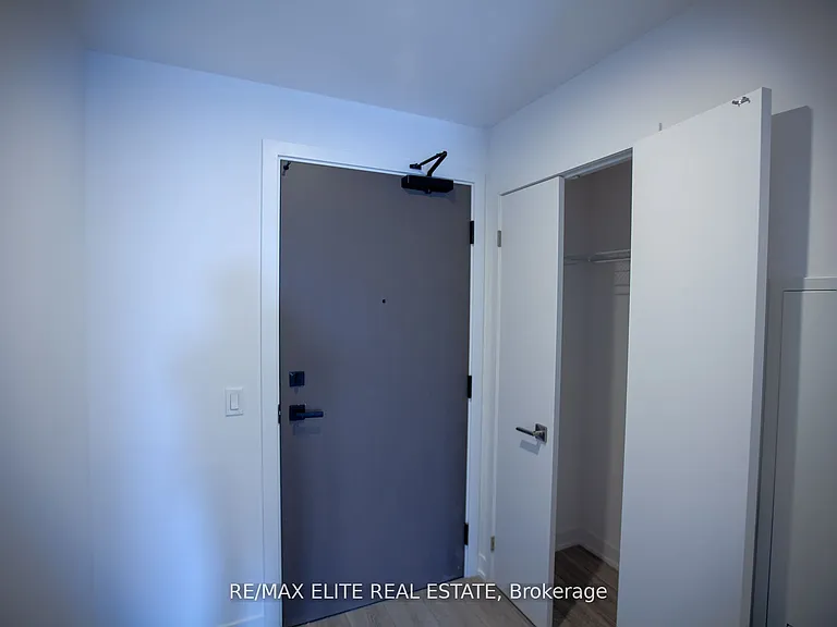 15 Holmes Ave #1704 — Photo 20