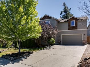 1273 SW Rimrock Way, Redmond, OR 97756