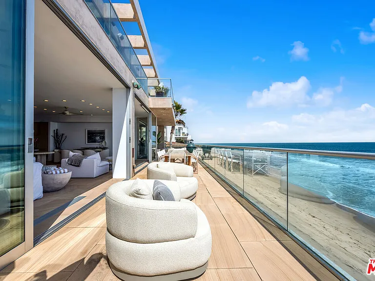 25102 Malibu Rd — Photo 10