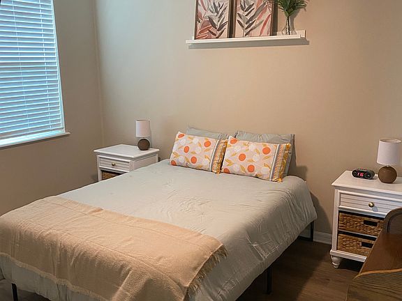 2nd image of 2304 Midnight Pearl Dr Unit B