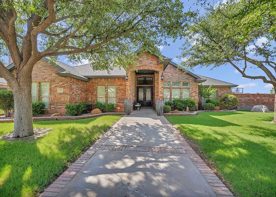 1st image of 40 La Promesa Cir