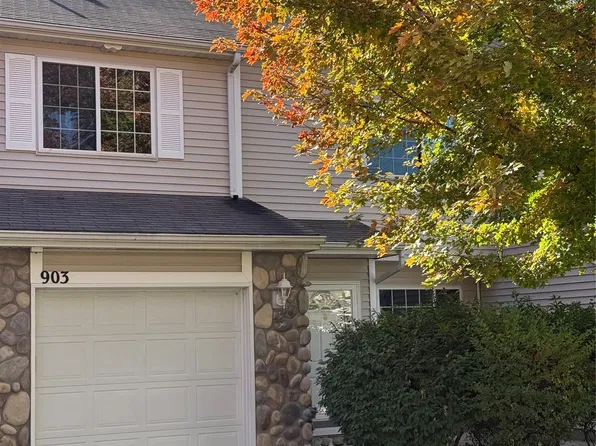 3799 Village Run Dr Unit 903, Des Moines, IA 50317