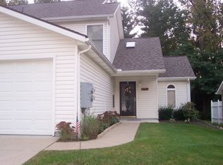 308 Westberry Cir, Tallmadge, OH 44278