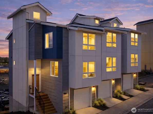 12012 17th Place S #B, Burien, WA 98168